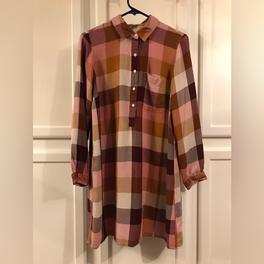 Old Navy shirt dress
